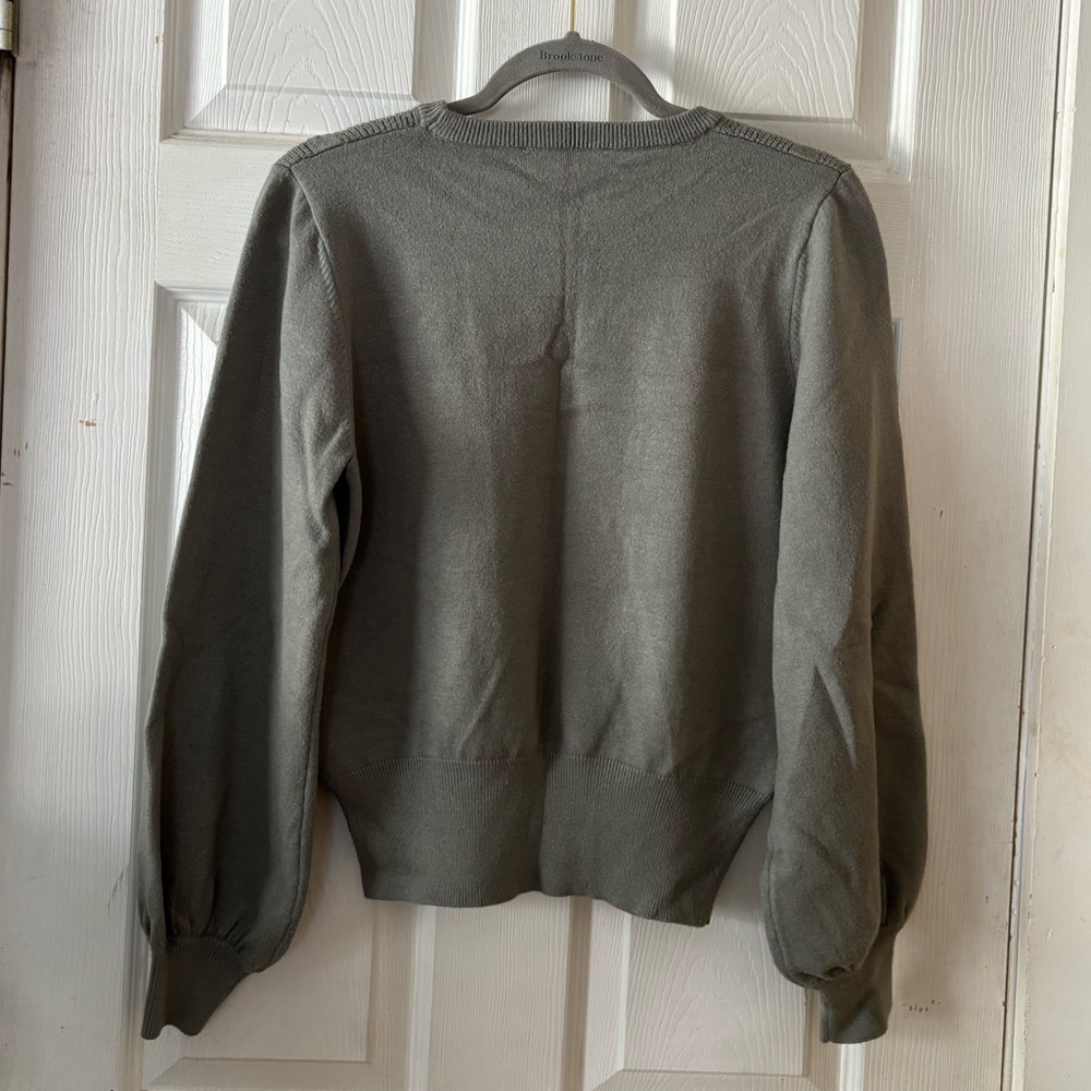 Philosophy Grey Sweater Size Medium - Picture 6 of 6